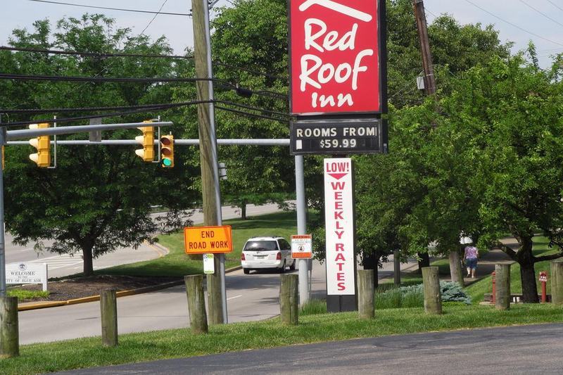 Red Roof Inn Cincinnati Northeast - Blue Ash Exterior foto